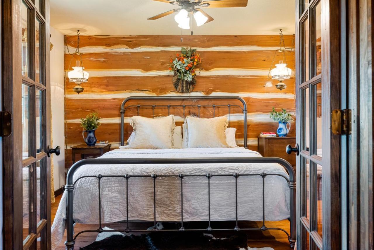 Inn At Sunset Mill Ranch ウィンバリー エクステリア 写真