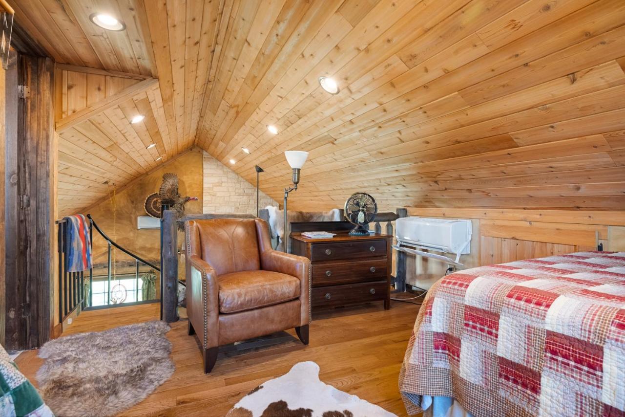 Inn At Sunset Mill Ranch ウィンバリー エクステリア 写真